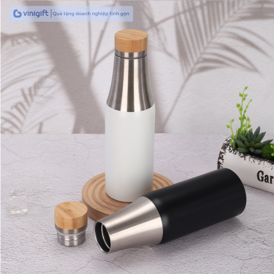 Organic Size: 900x900