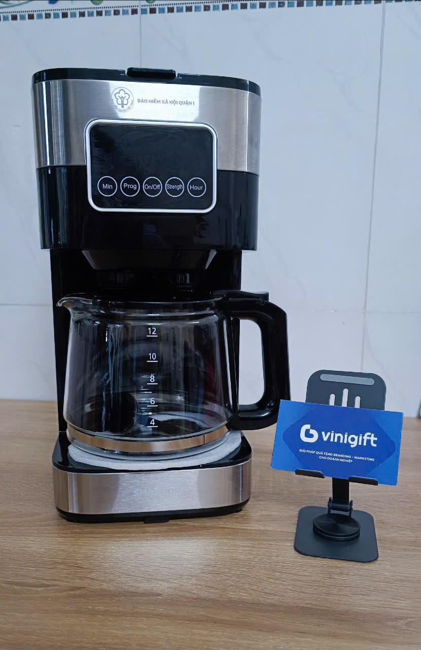 VINIGIFT x BẢO HIỂM XÃ HỘI QUẬN 1 Tri ân và đồng hành cùng máy pha cà phê khắc logo tuyệt đẹp
