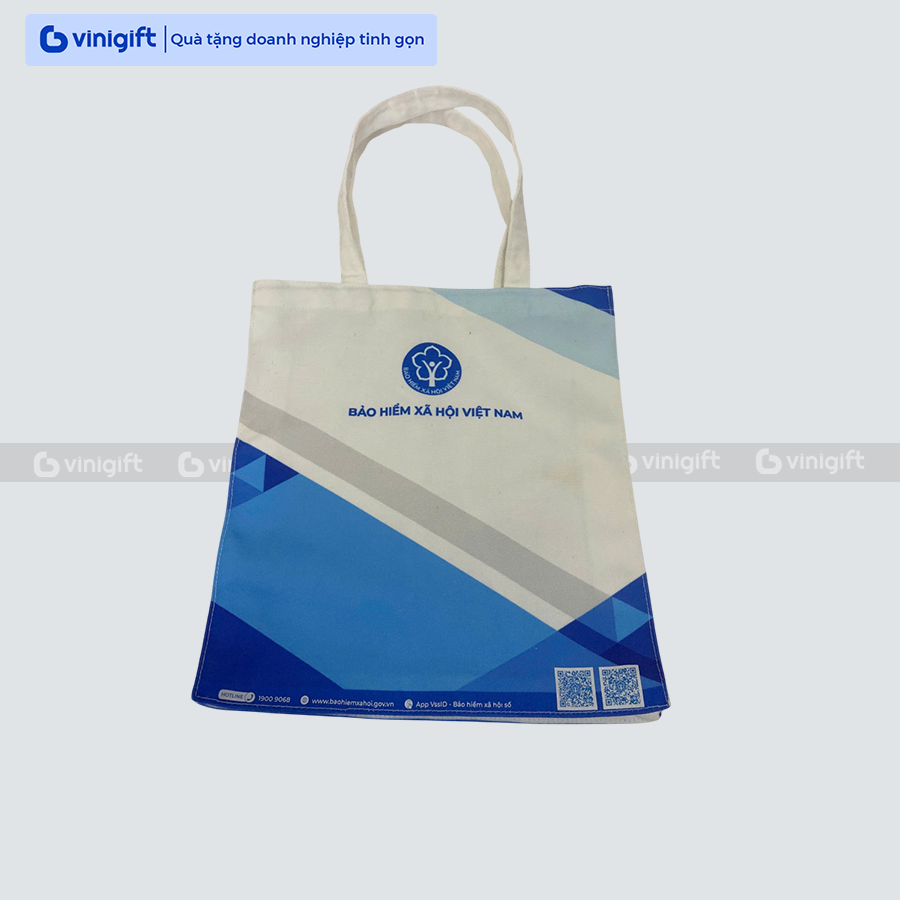 Organic Size: 900x900