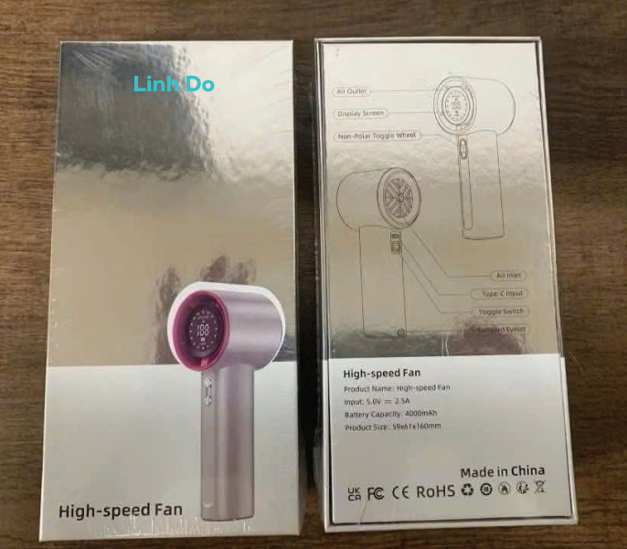 VINIGIFT x PARADOX Quà tặng quạt cầm tay in logo và tên cá nhân hoá dành tặng sinh nhật nhân viên