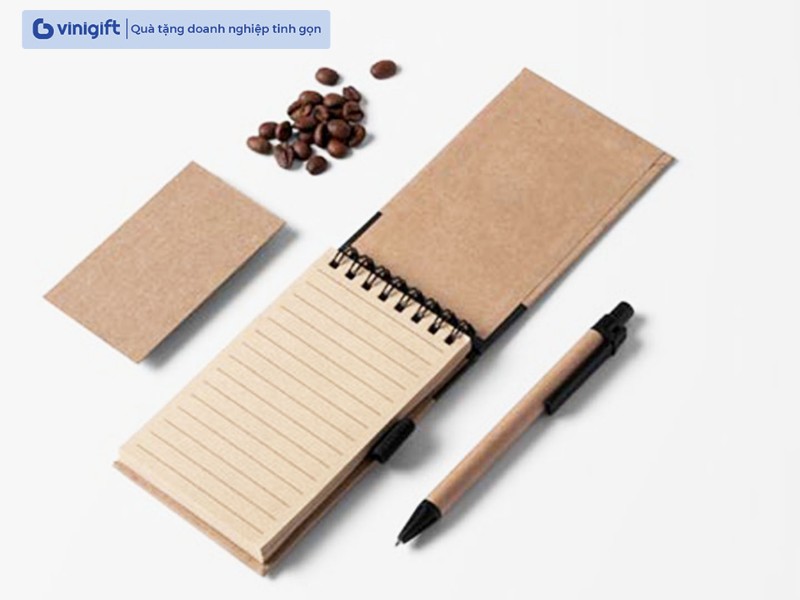 In sổ tay lò xo A4, A5, A6 bìa giấy Kraft theo yêu cầu, giá rẻ, chất lượng cao