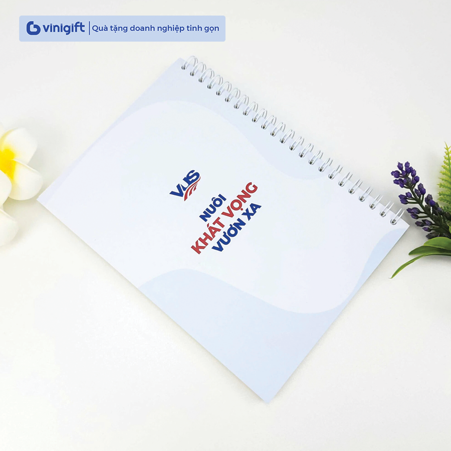 In sổ tay lò xo A5 bìa giấy C300 theo yêu cầu, giá rẻ, chất lượng cao
