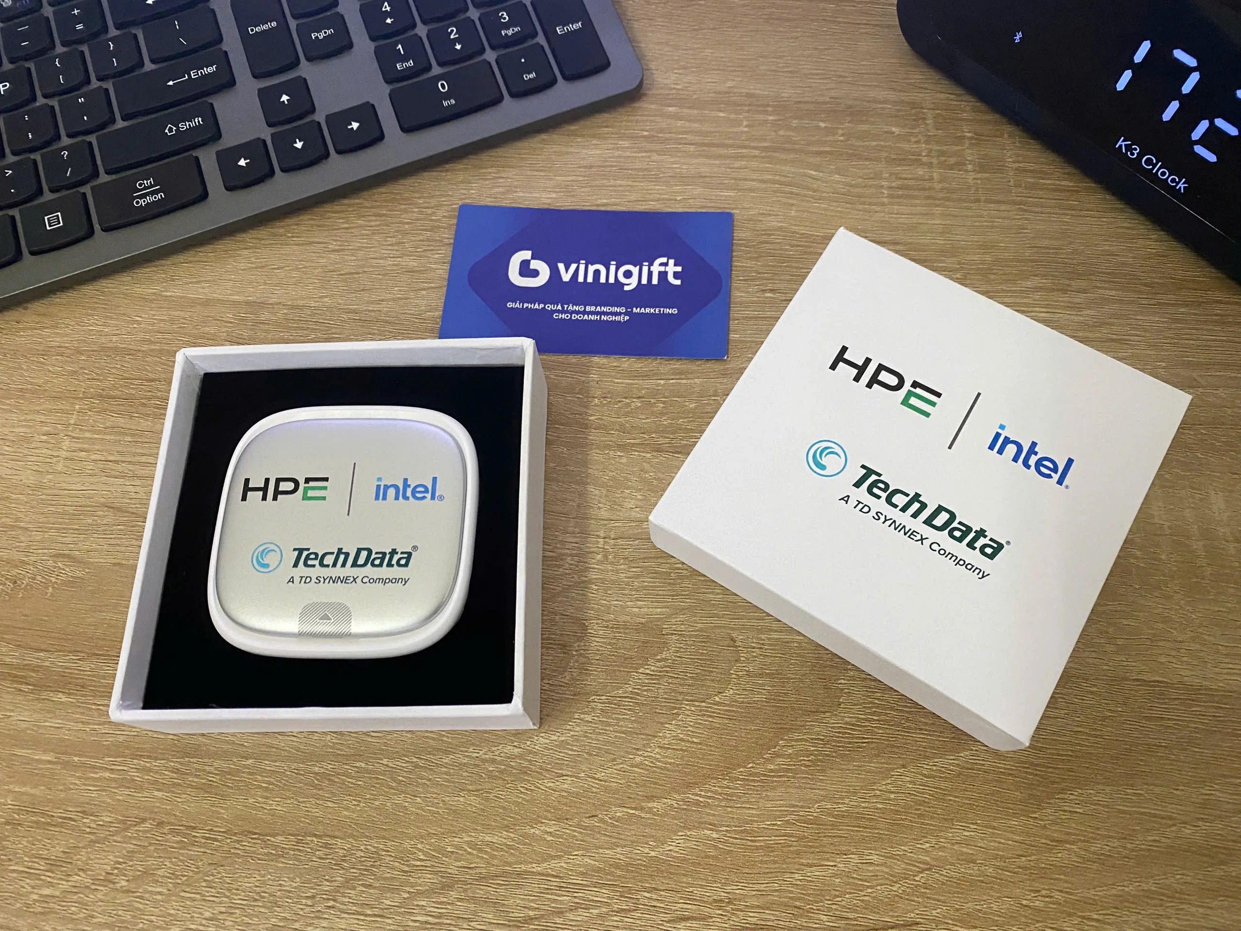 Organic Size: 2560x1920