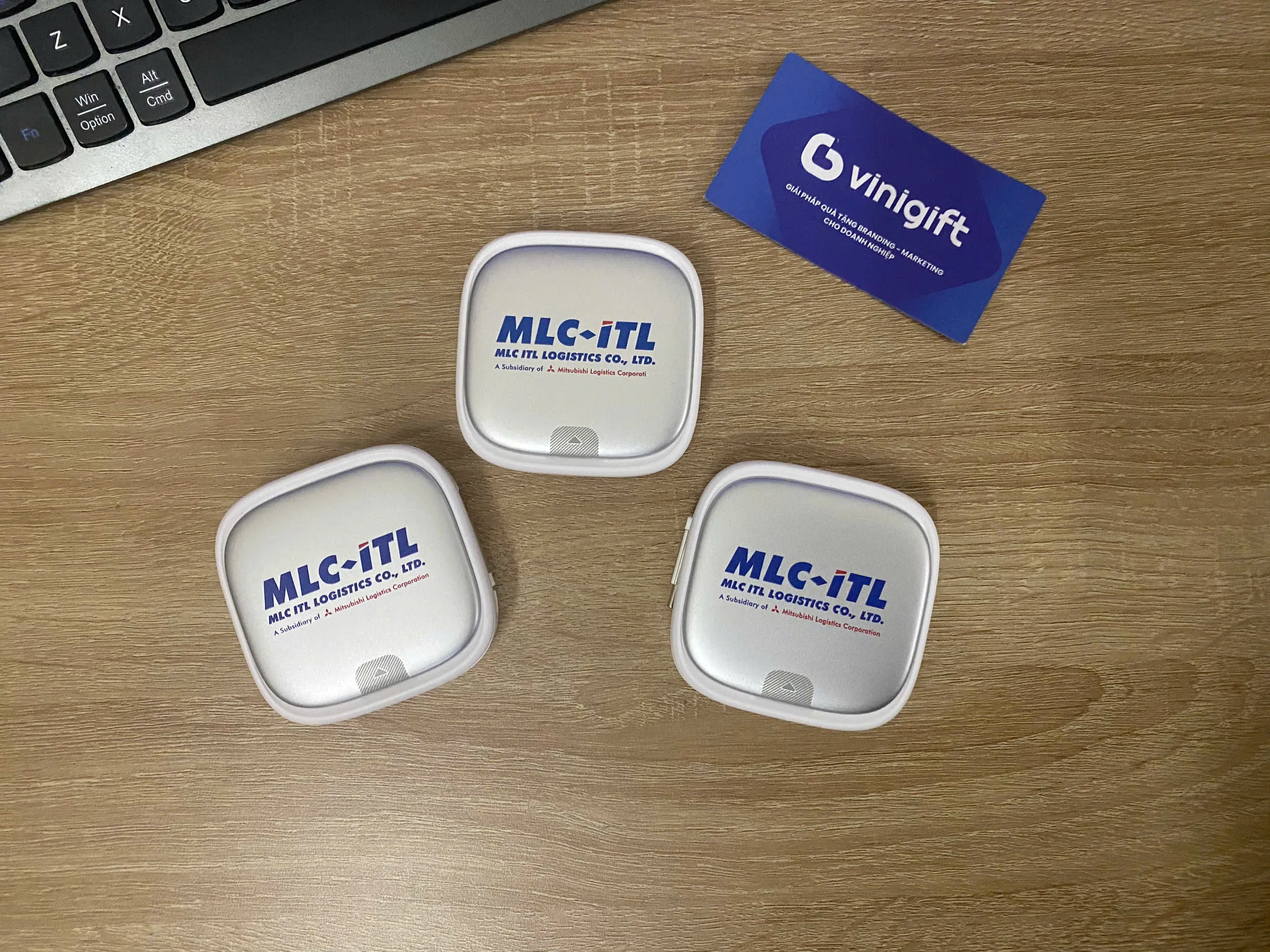 Organic Size: 2560x1920