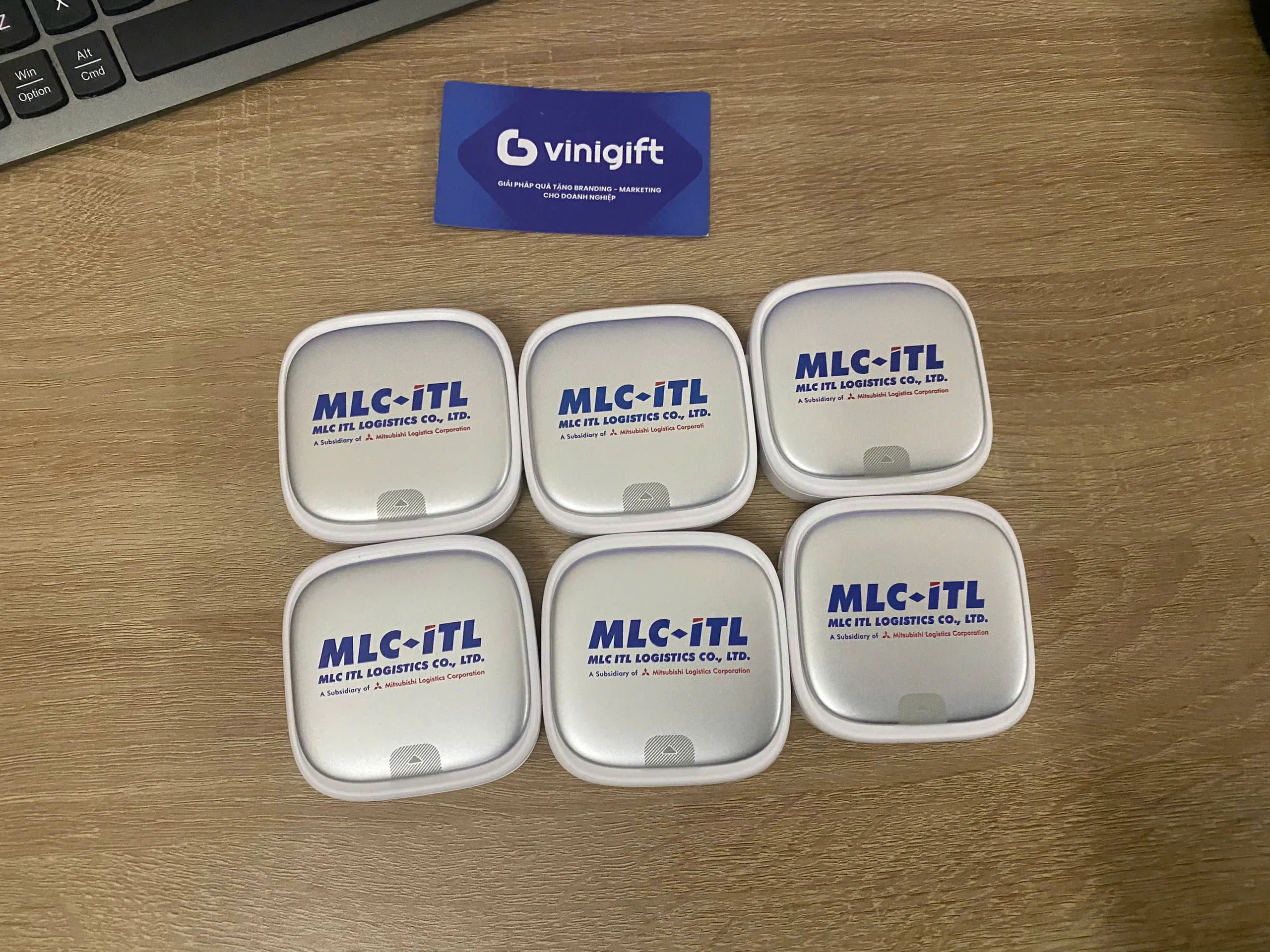 Organic Size: 2560x1920