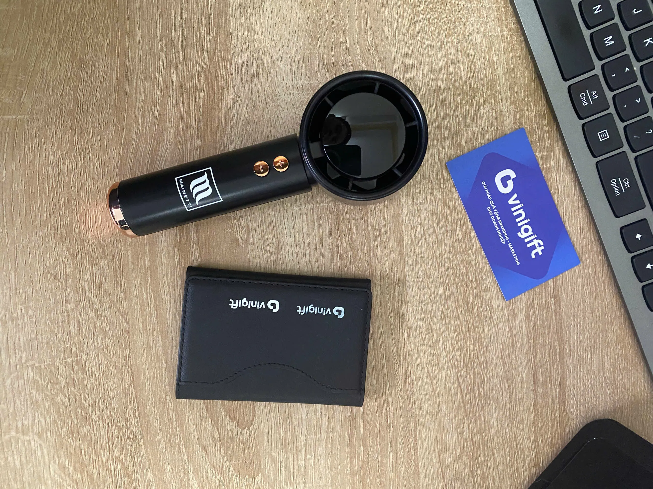 Organic Size: 2560x1920