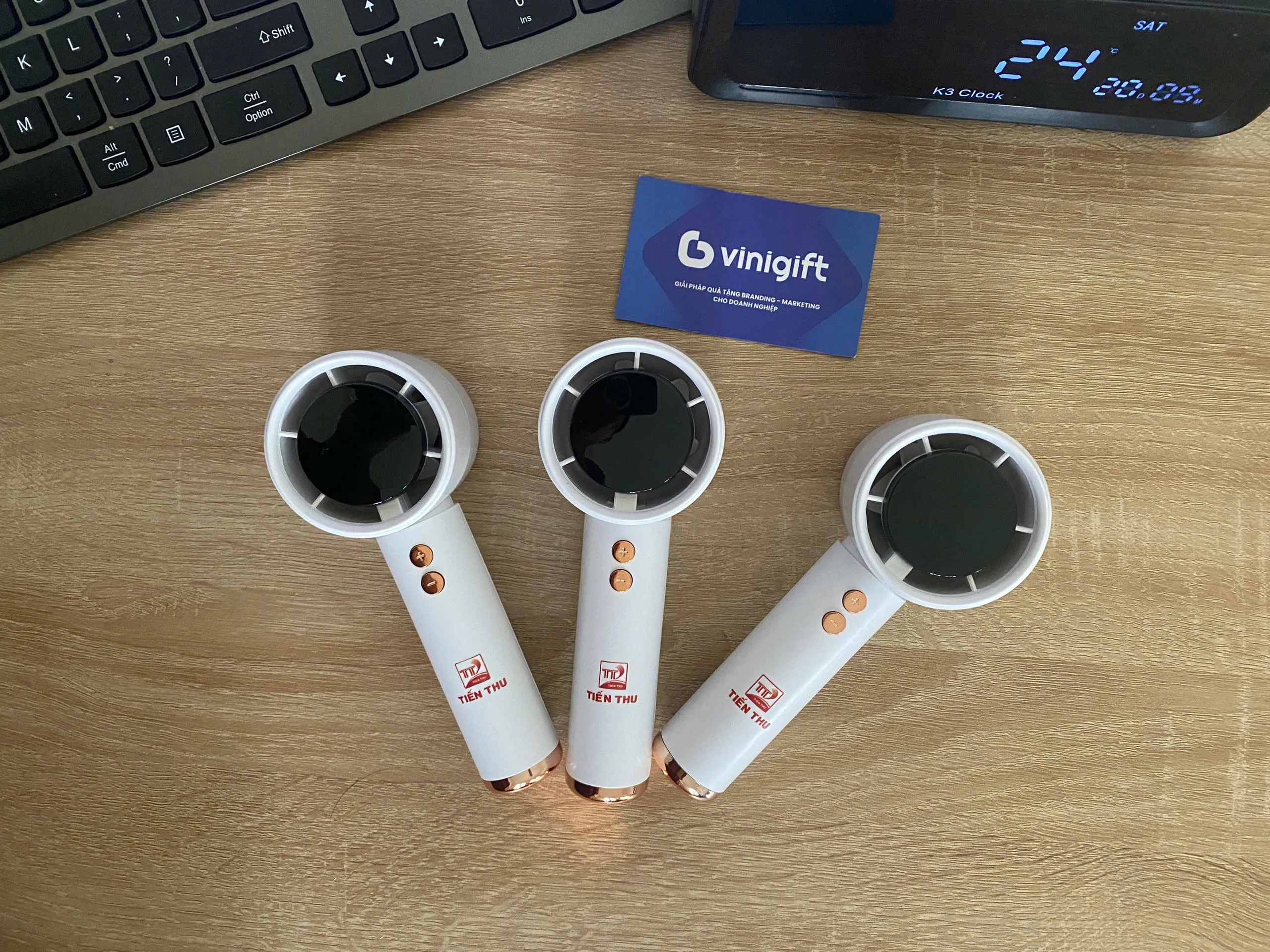 Organic Size: 2560x1920