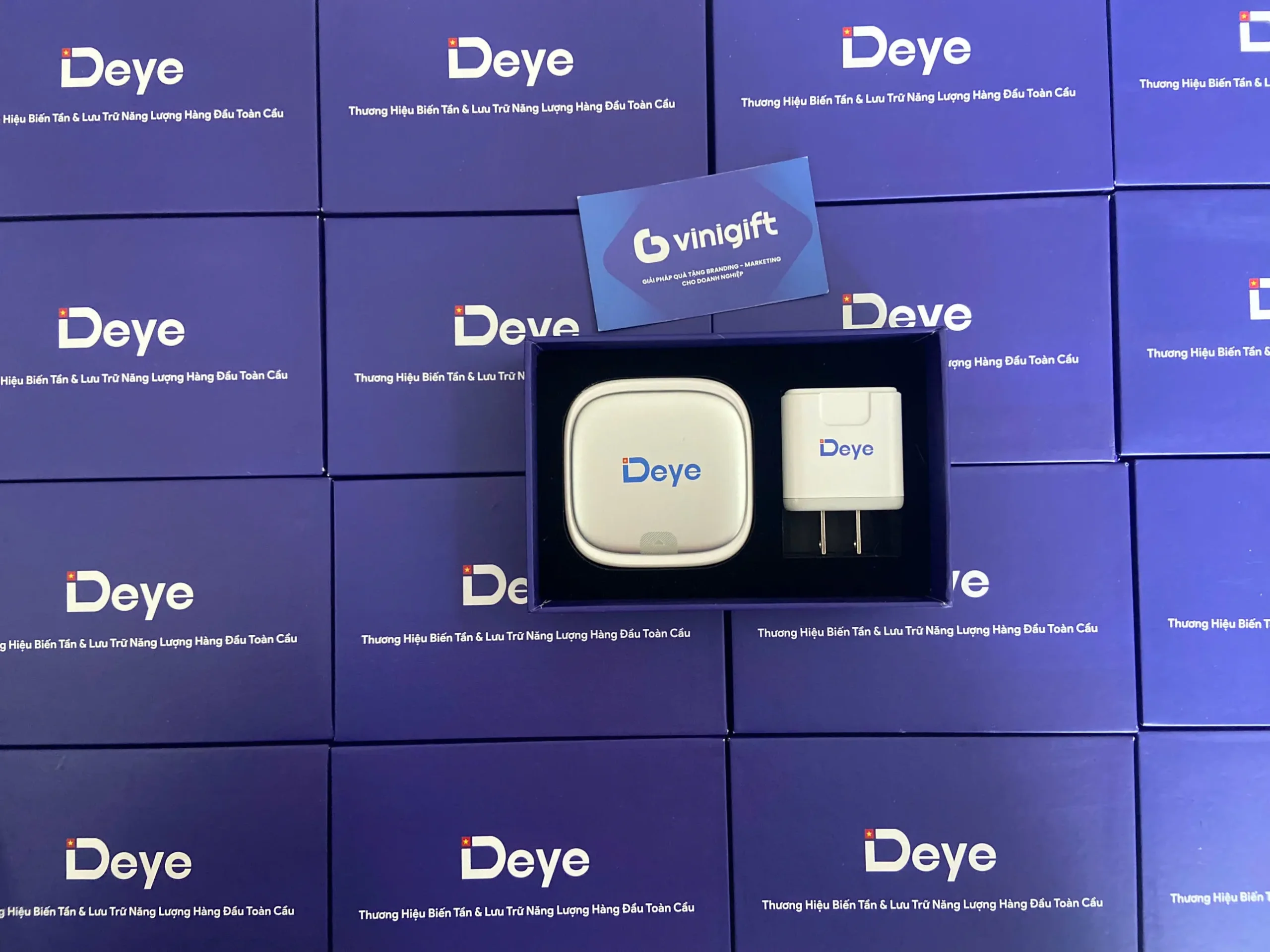 Organic Size: 2560x1920