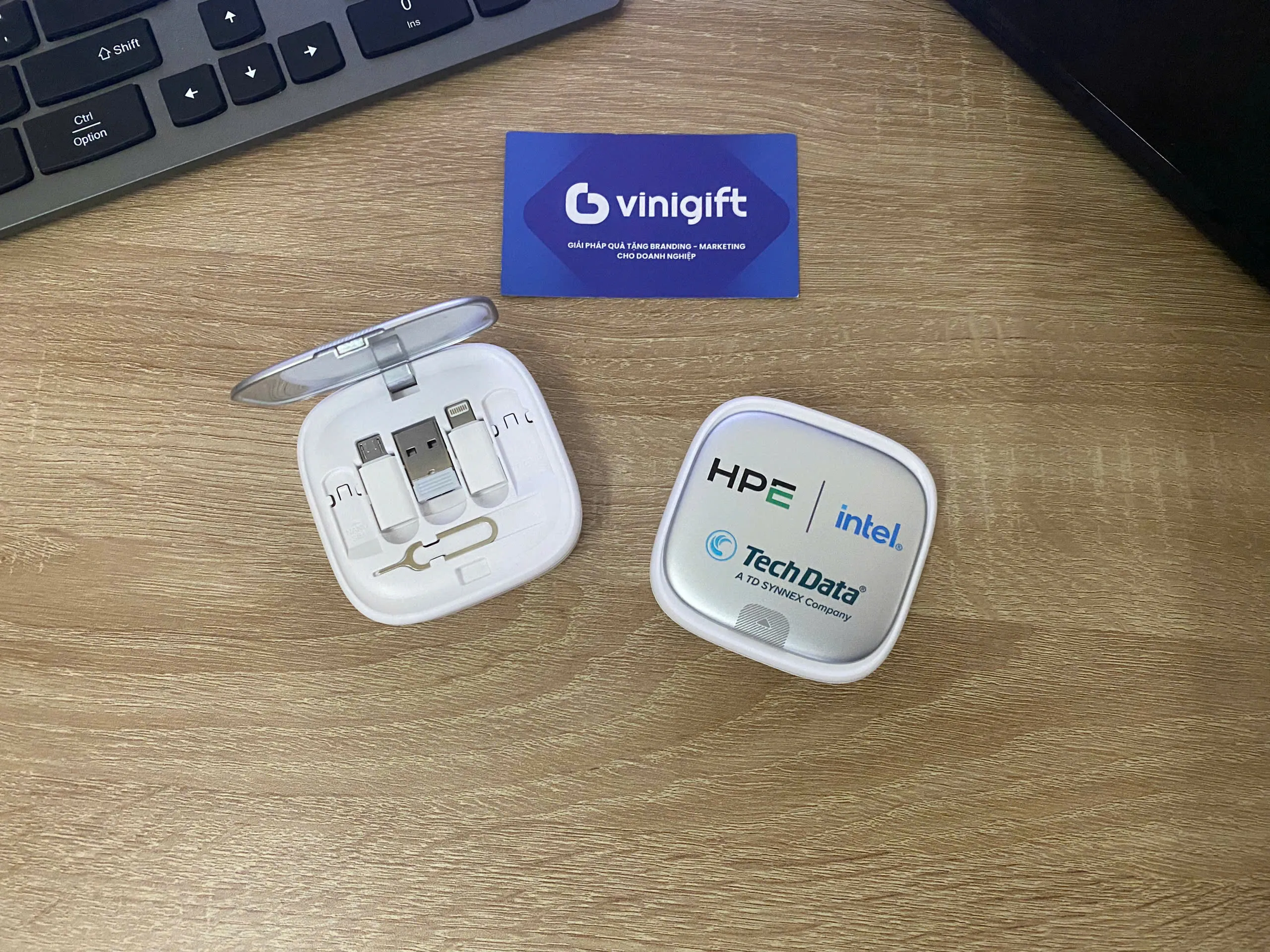 Organic Size: 2560x1920