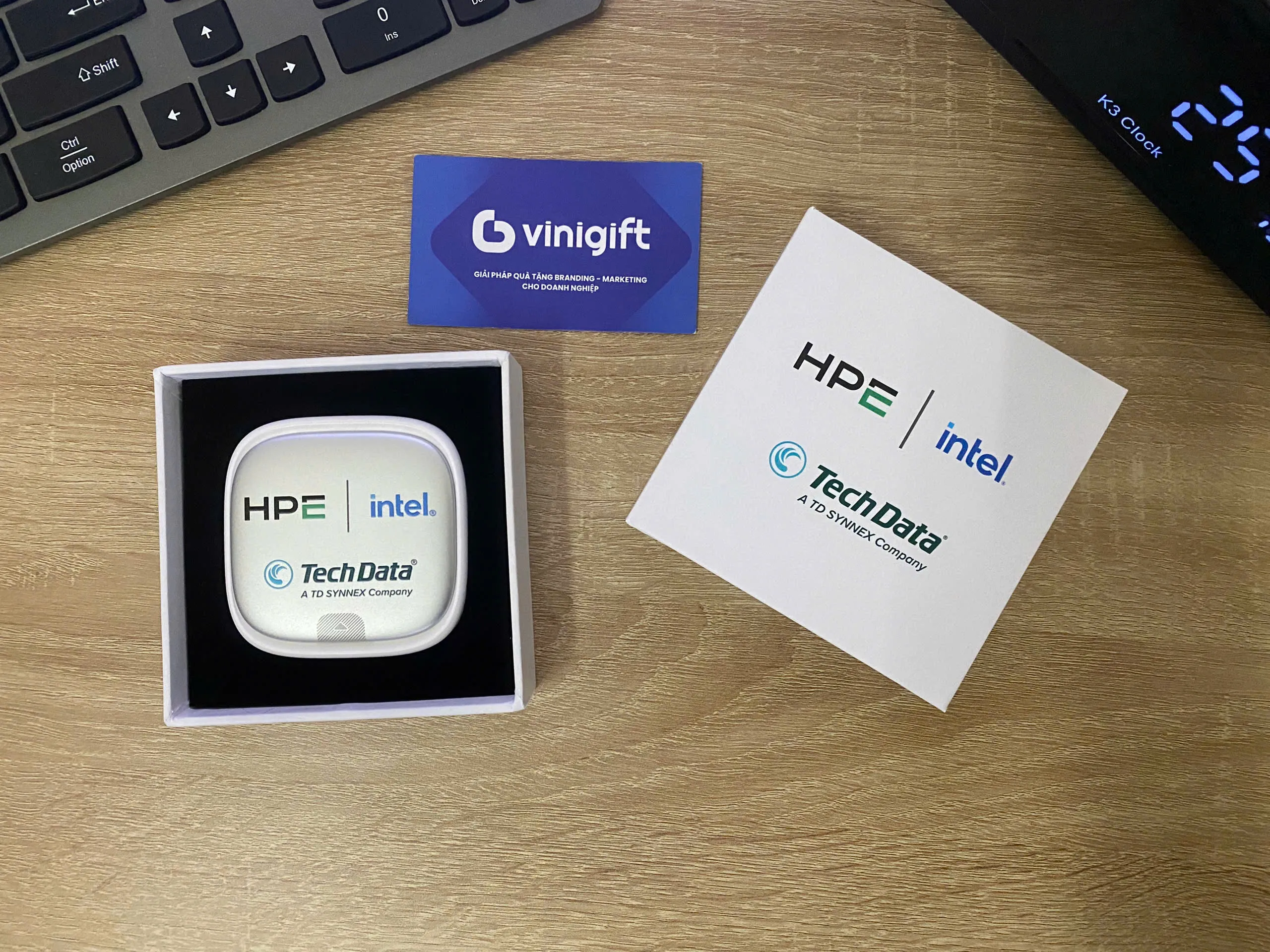 Organic Size: 2560x1920