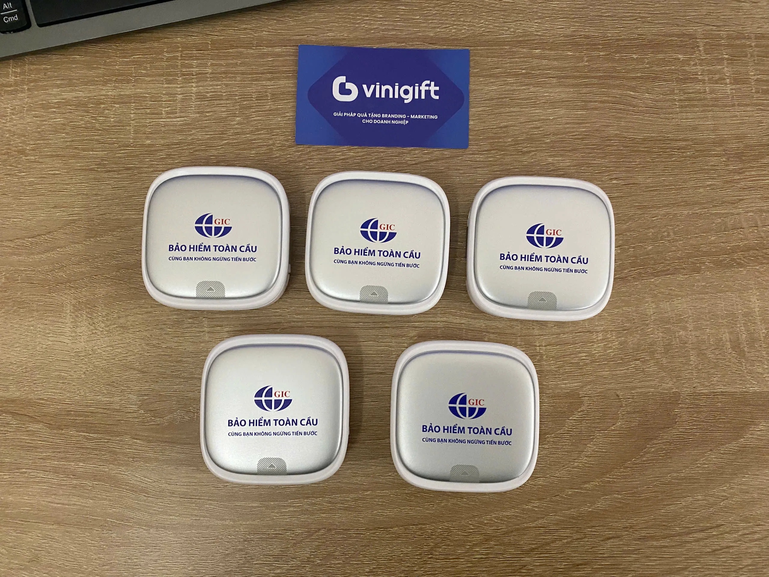 Organic Size: 2560x1920