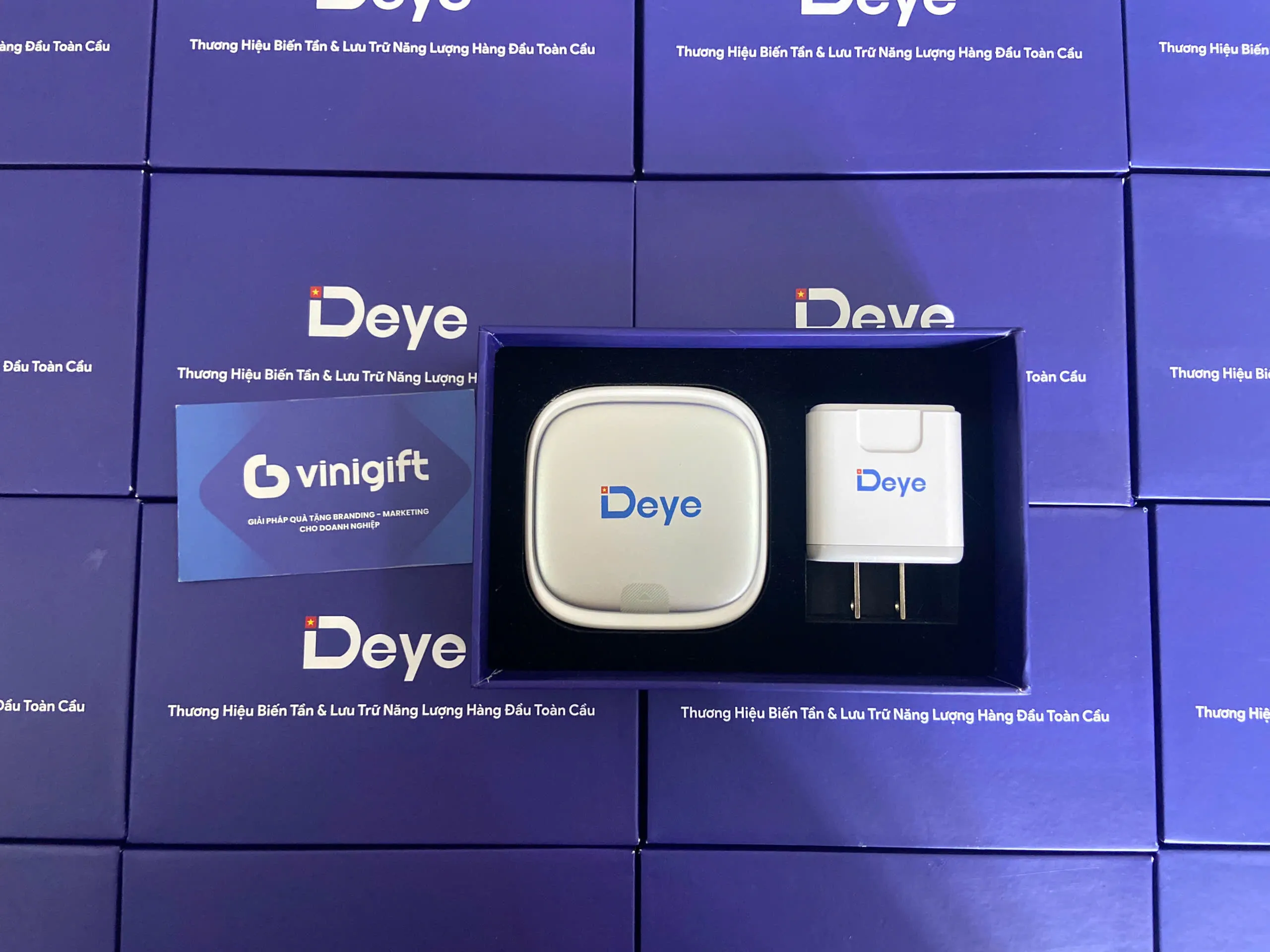 Organic Size: 2560x1920