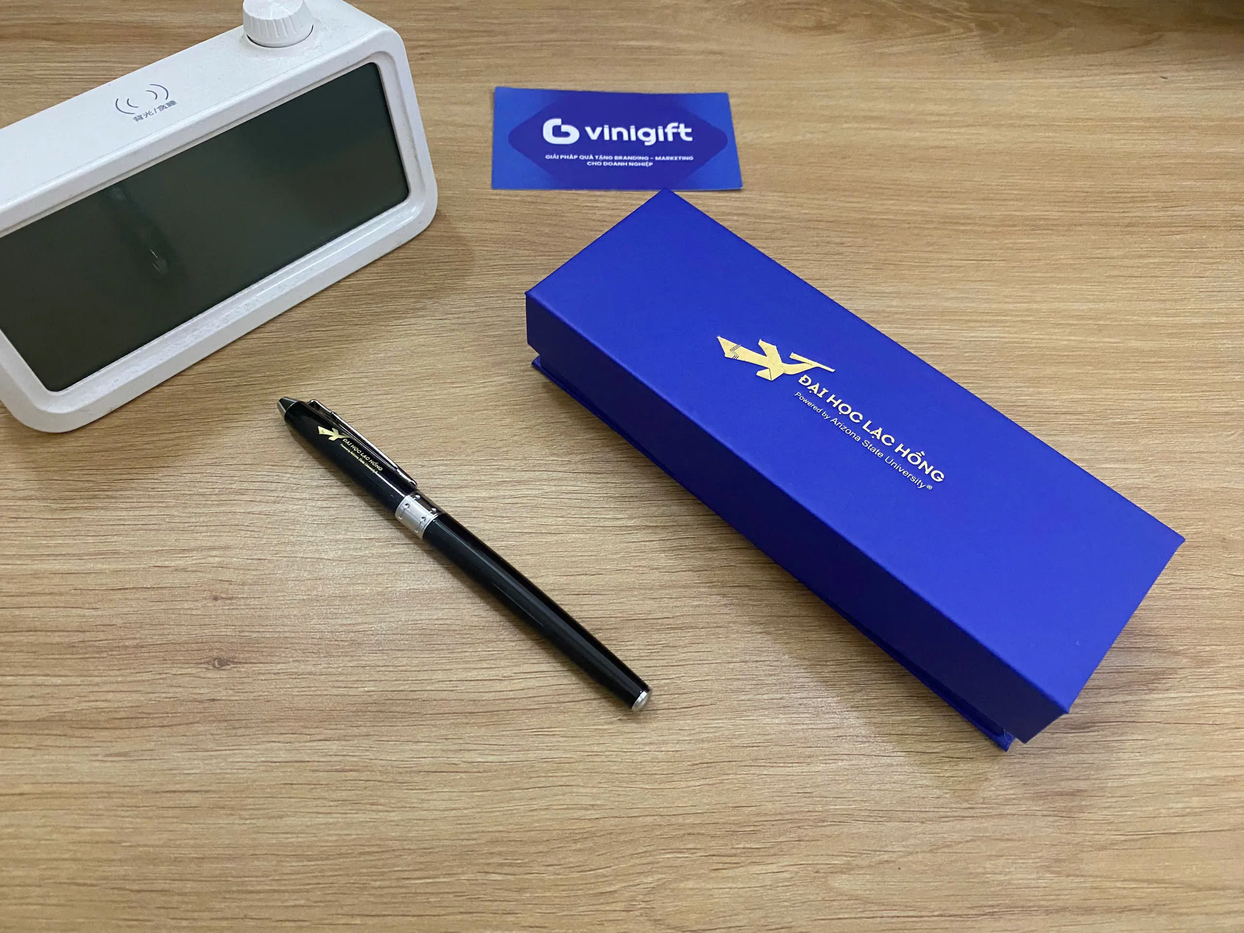 Organic Size: 2560x1920