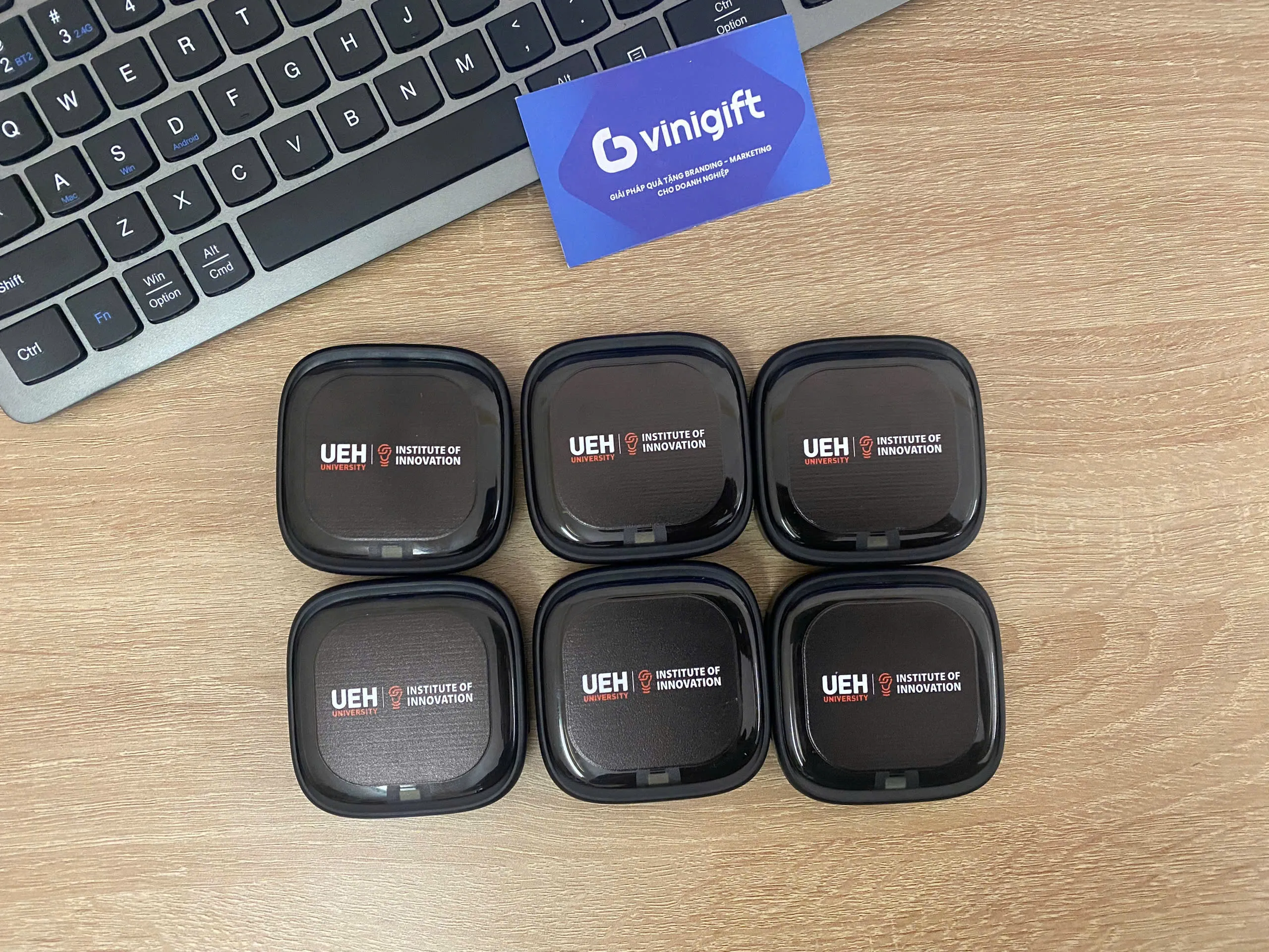 Organic Size: 2560x1920