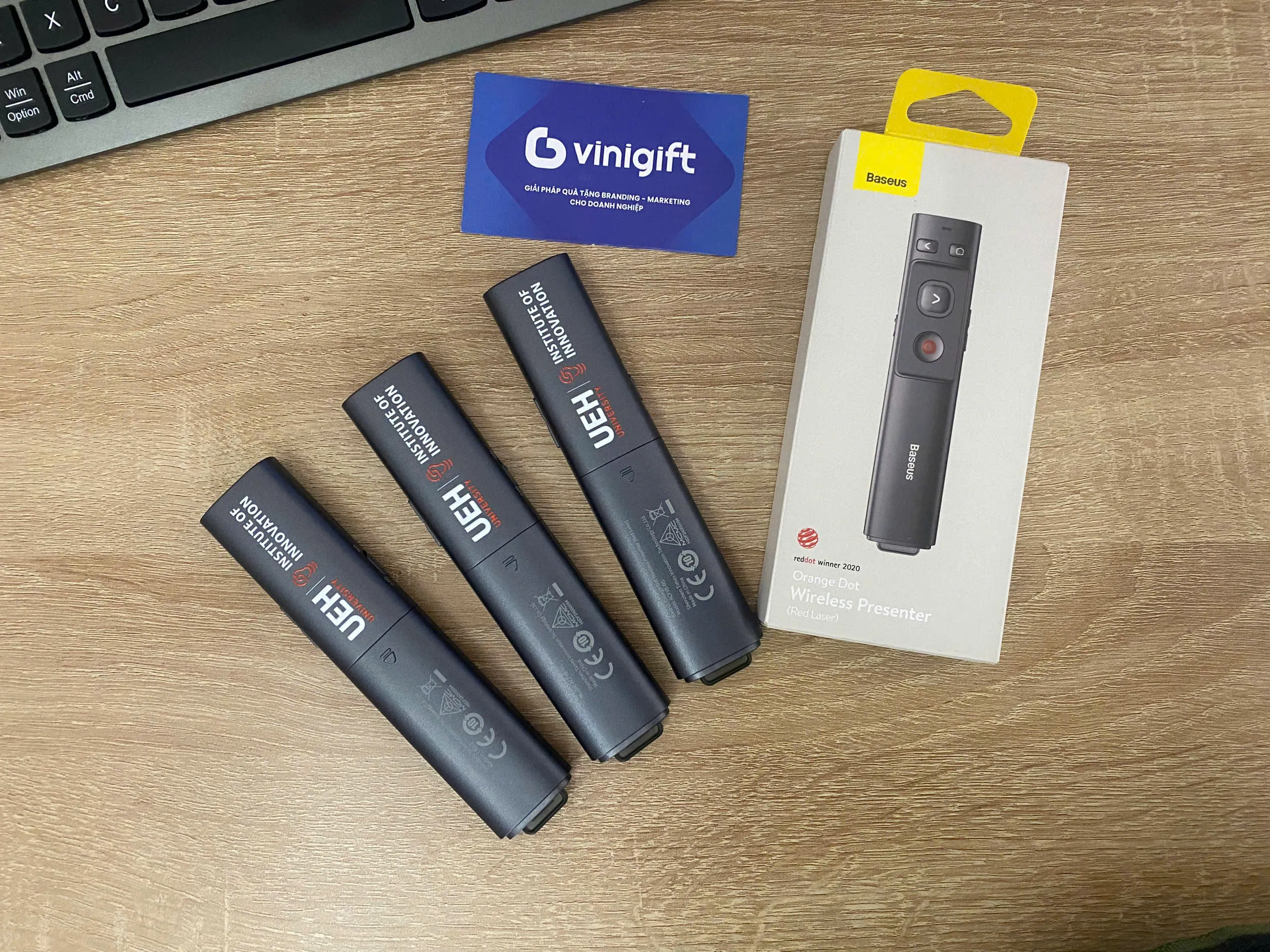 Organic Size: 2560x1920