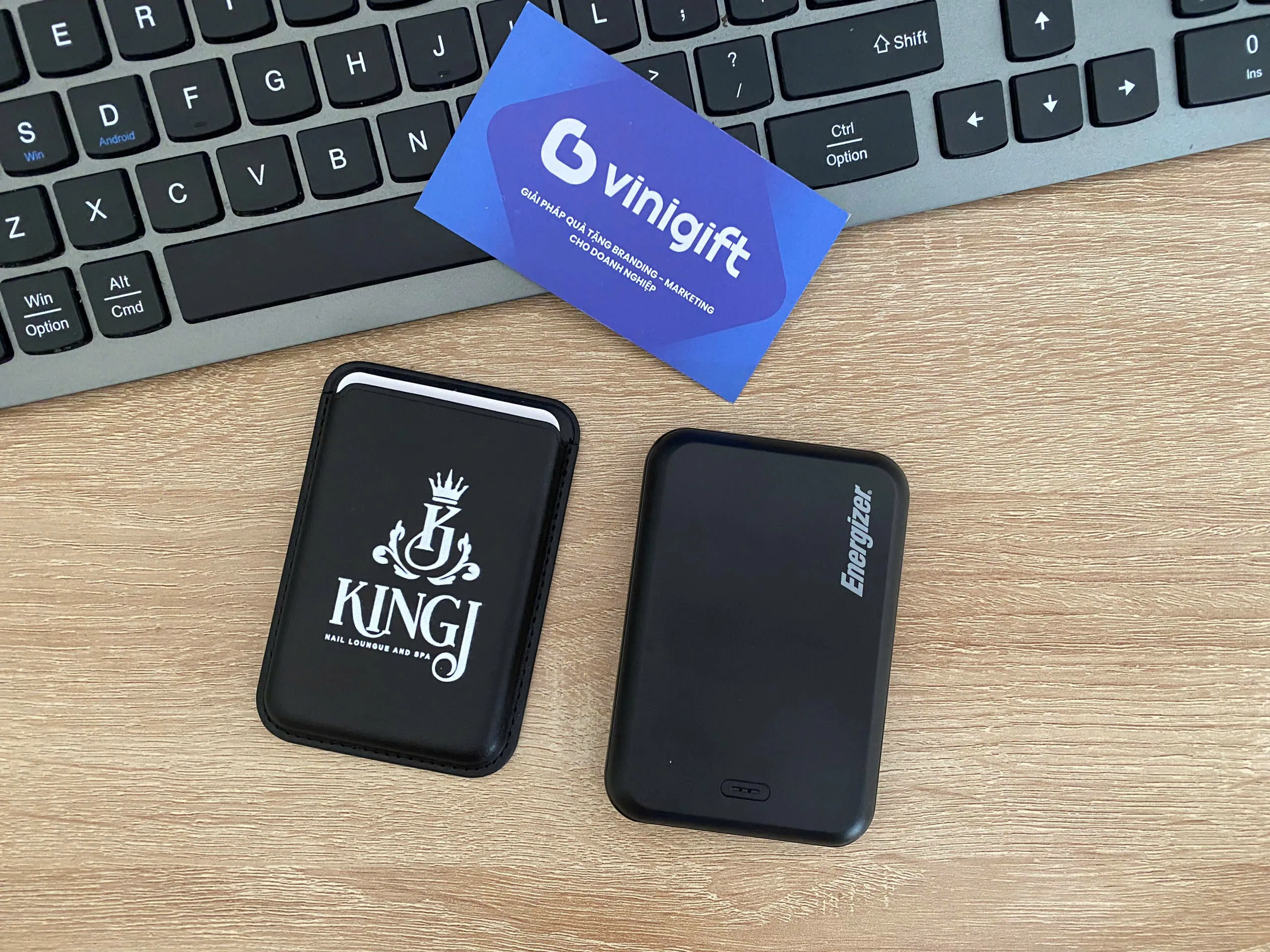 Organic Size: 2560x1920