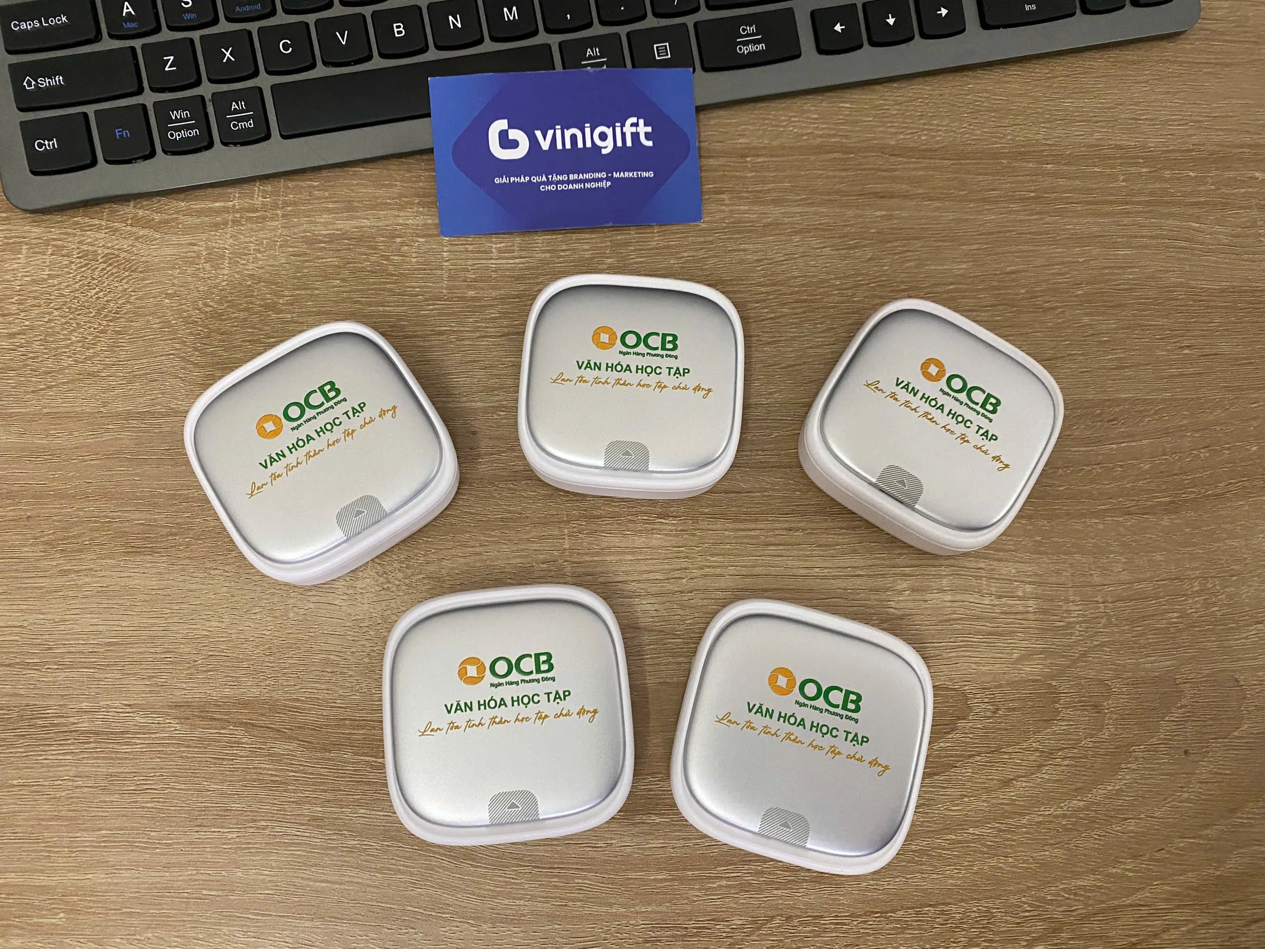 Organic Size: 2560x1920