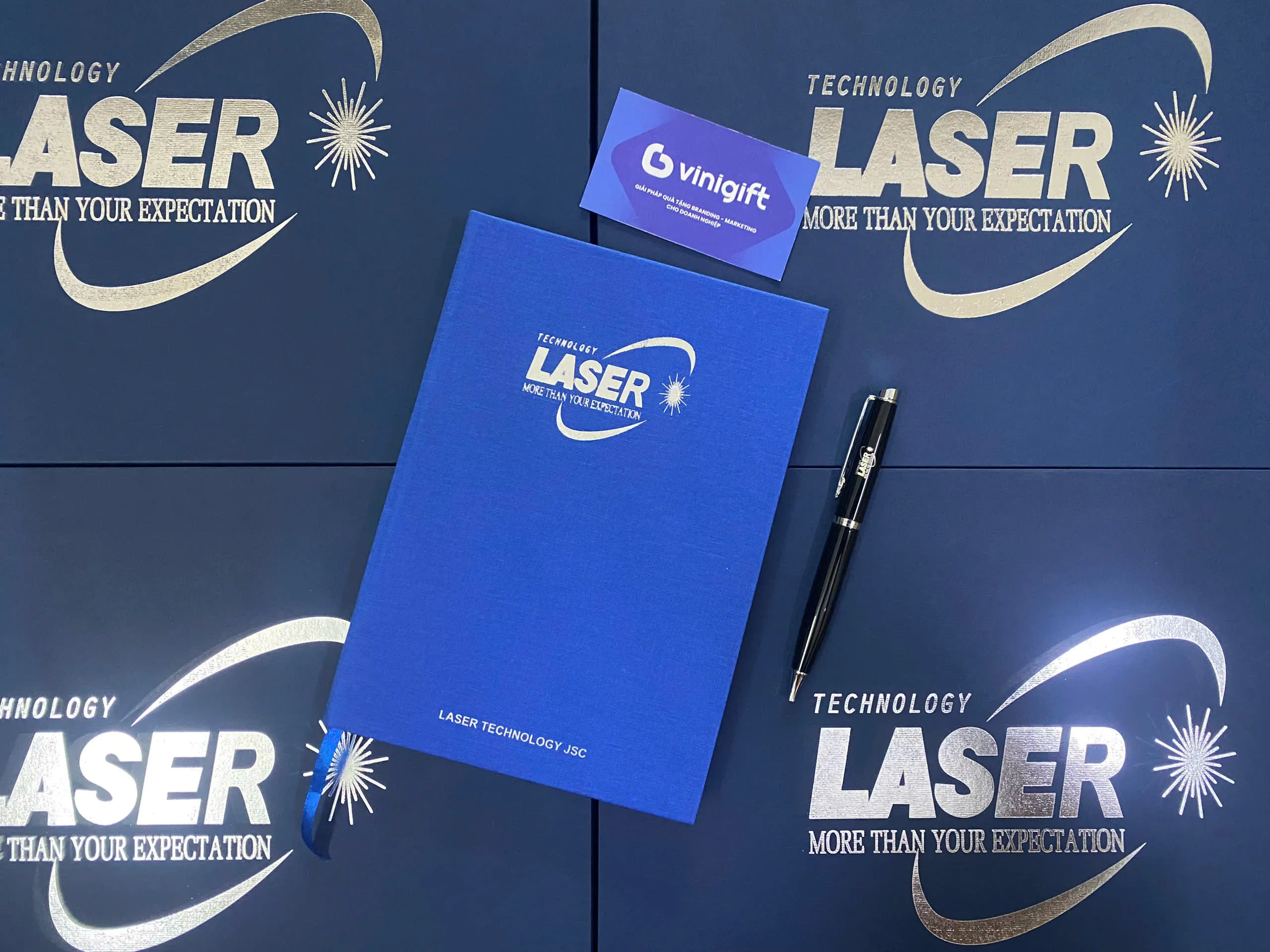 Organic Size: 2560x1920