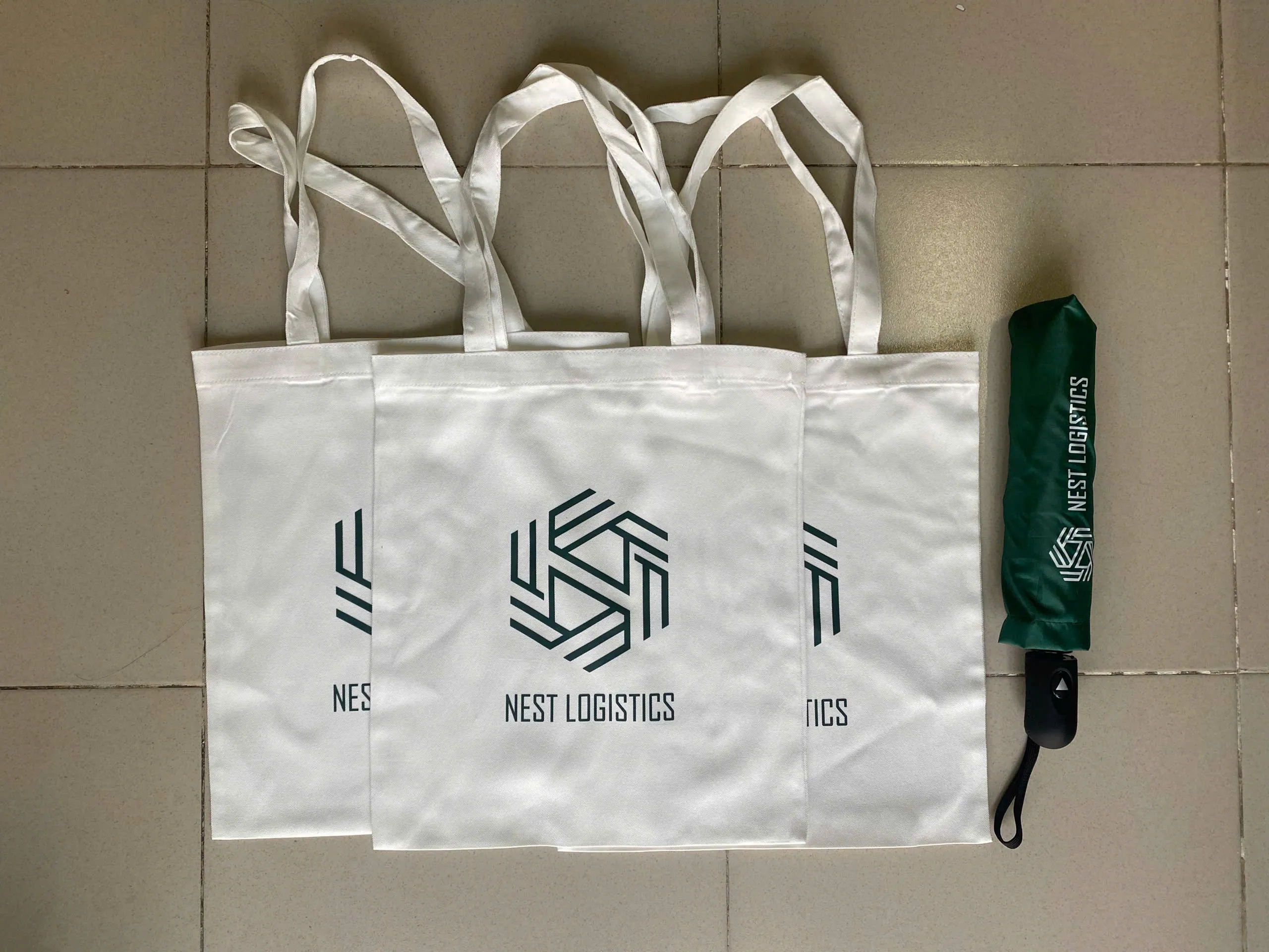 Organic Size: 2560x1920