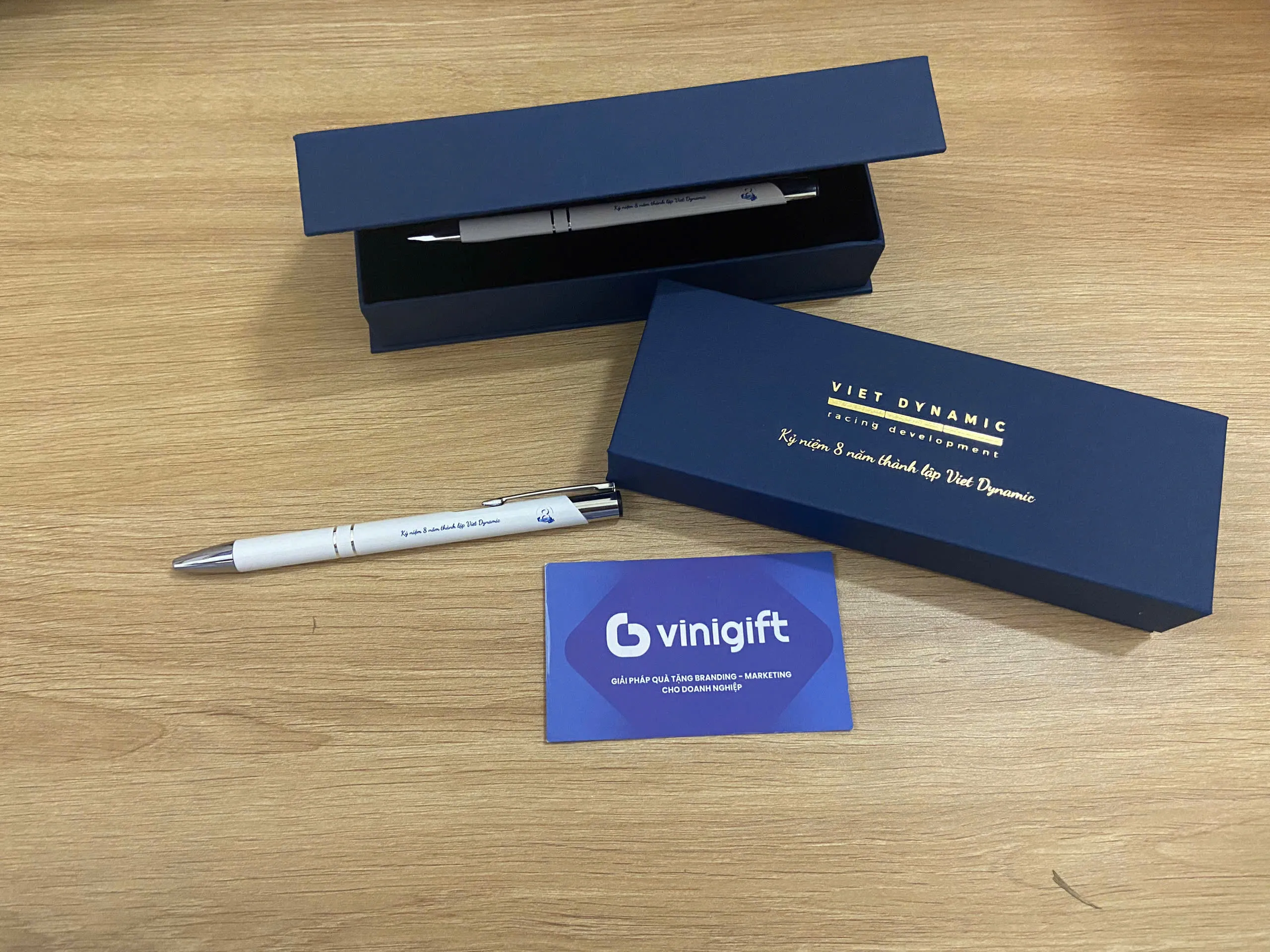 Organic Size: 2560x1920