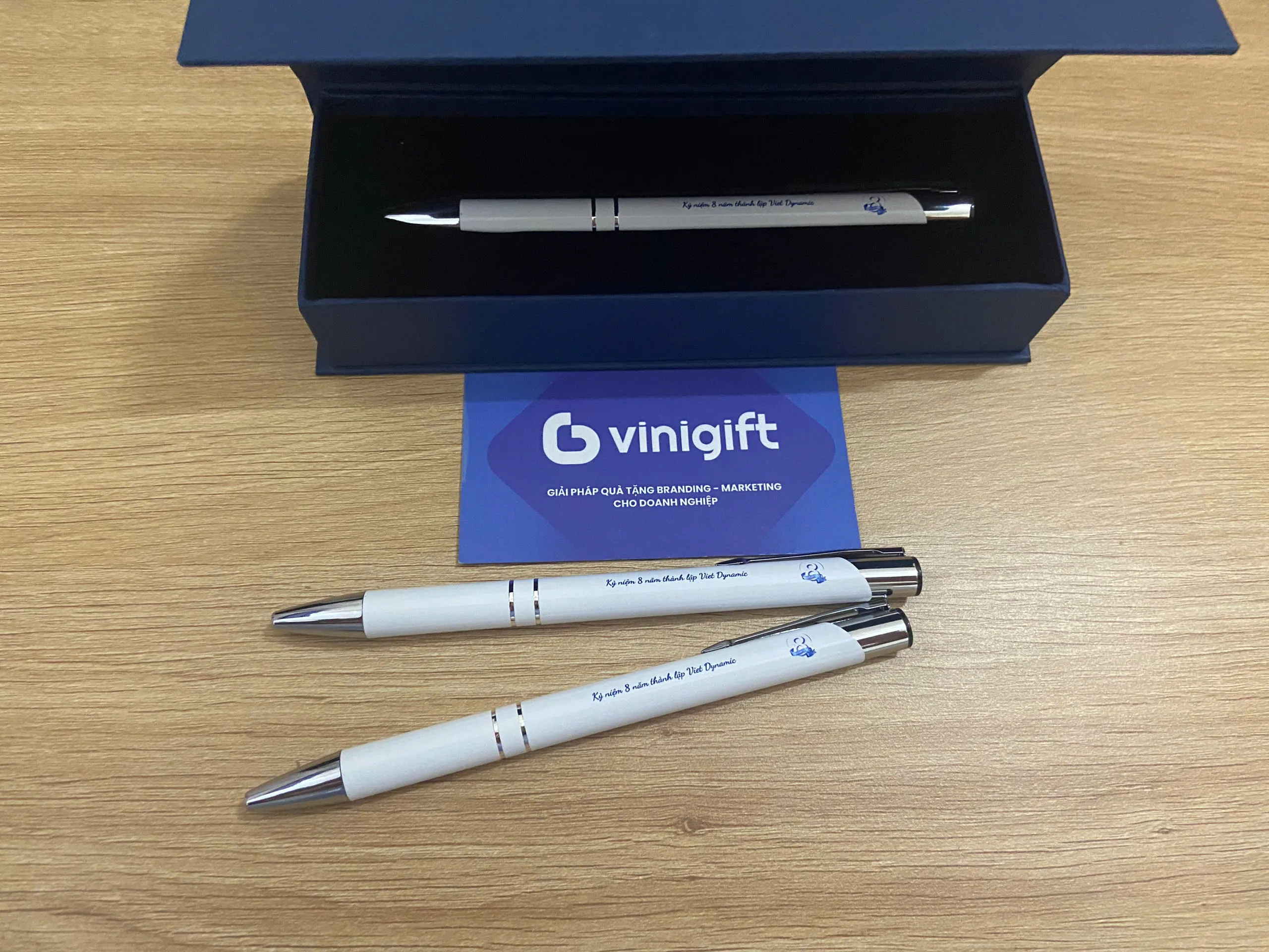 Organic Size: 2560x1920