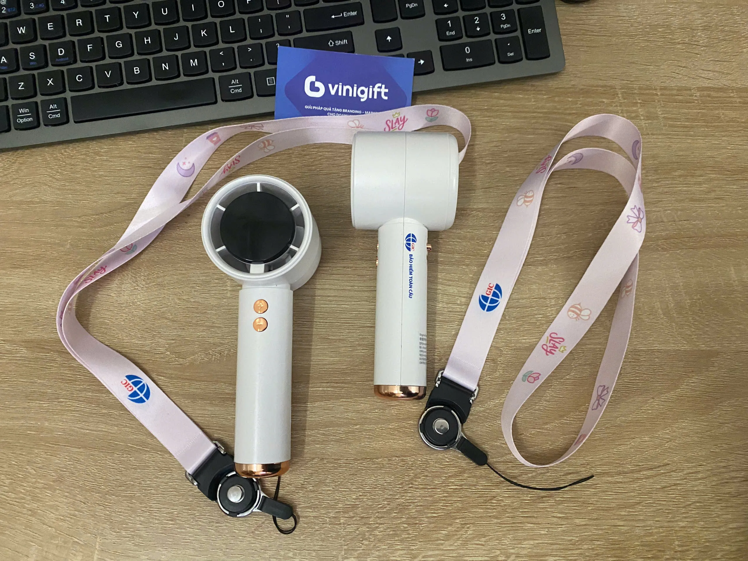 Organic Size: 2560x1920