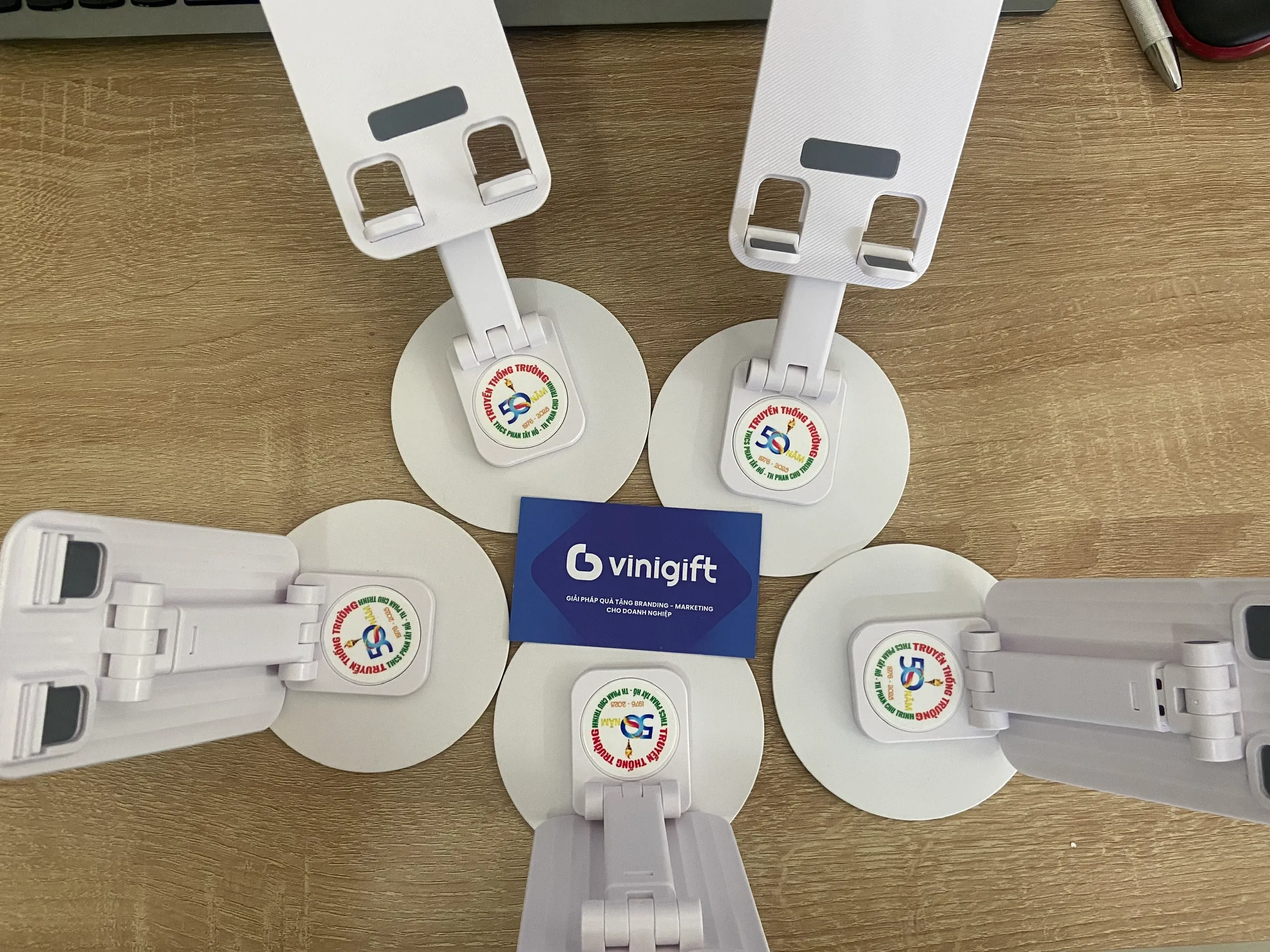 Organic Size: 2560x1920