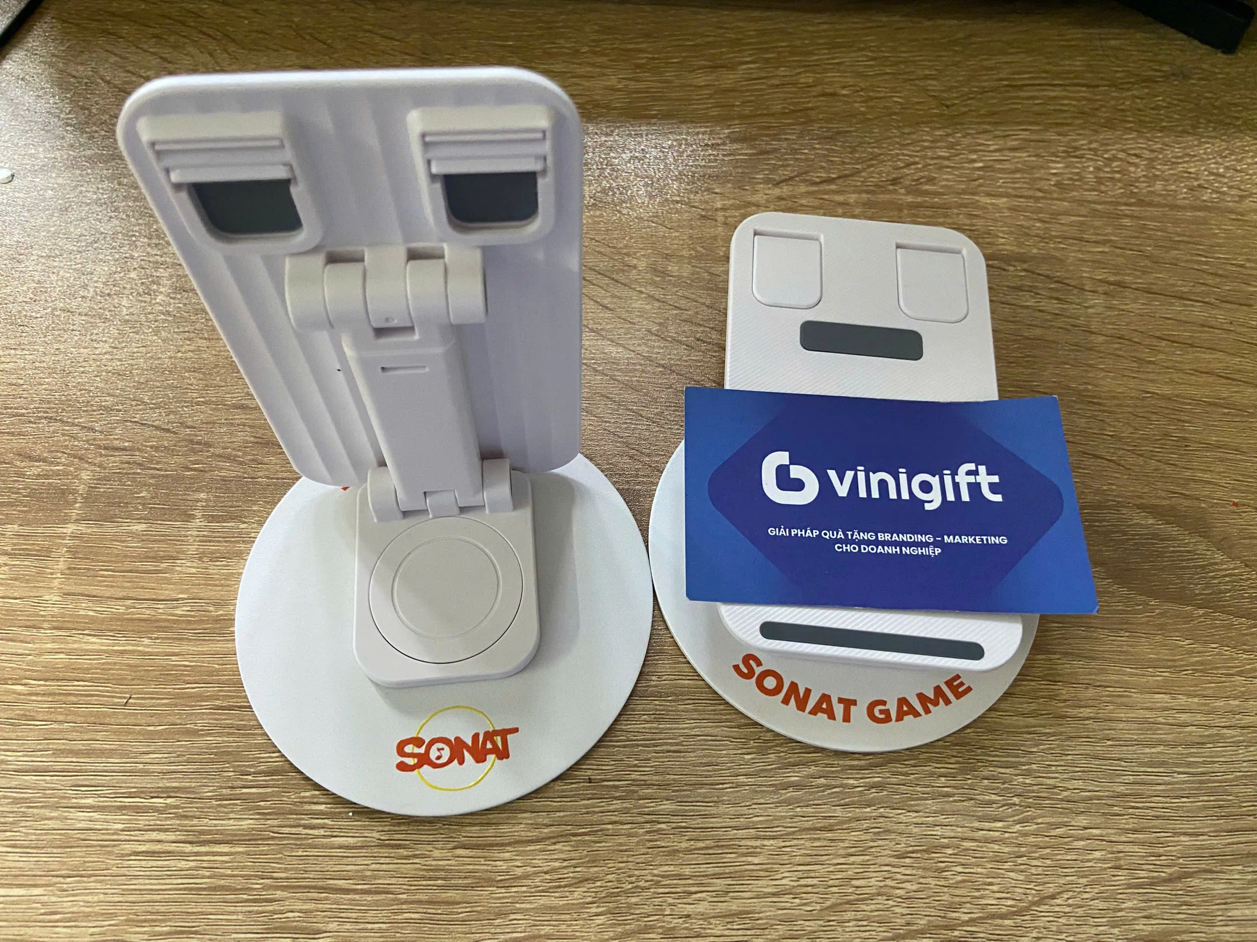 Organic Size: 2560x1920