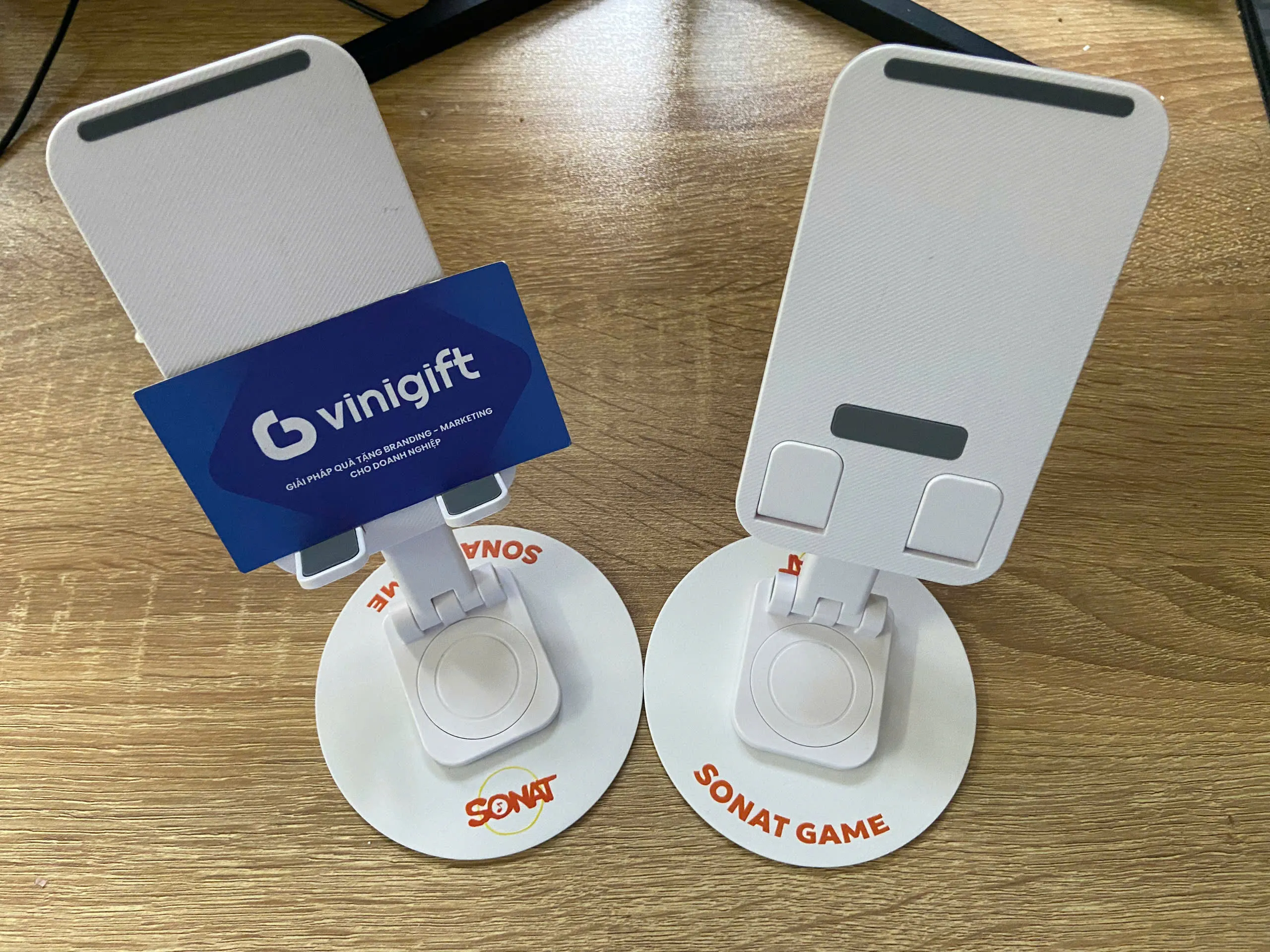 Organic Size: 2560x1920