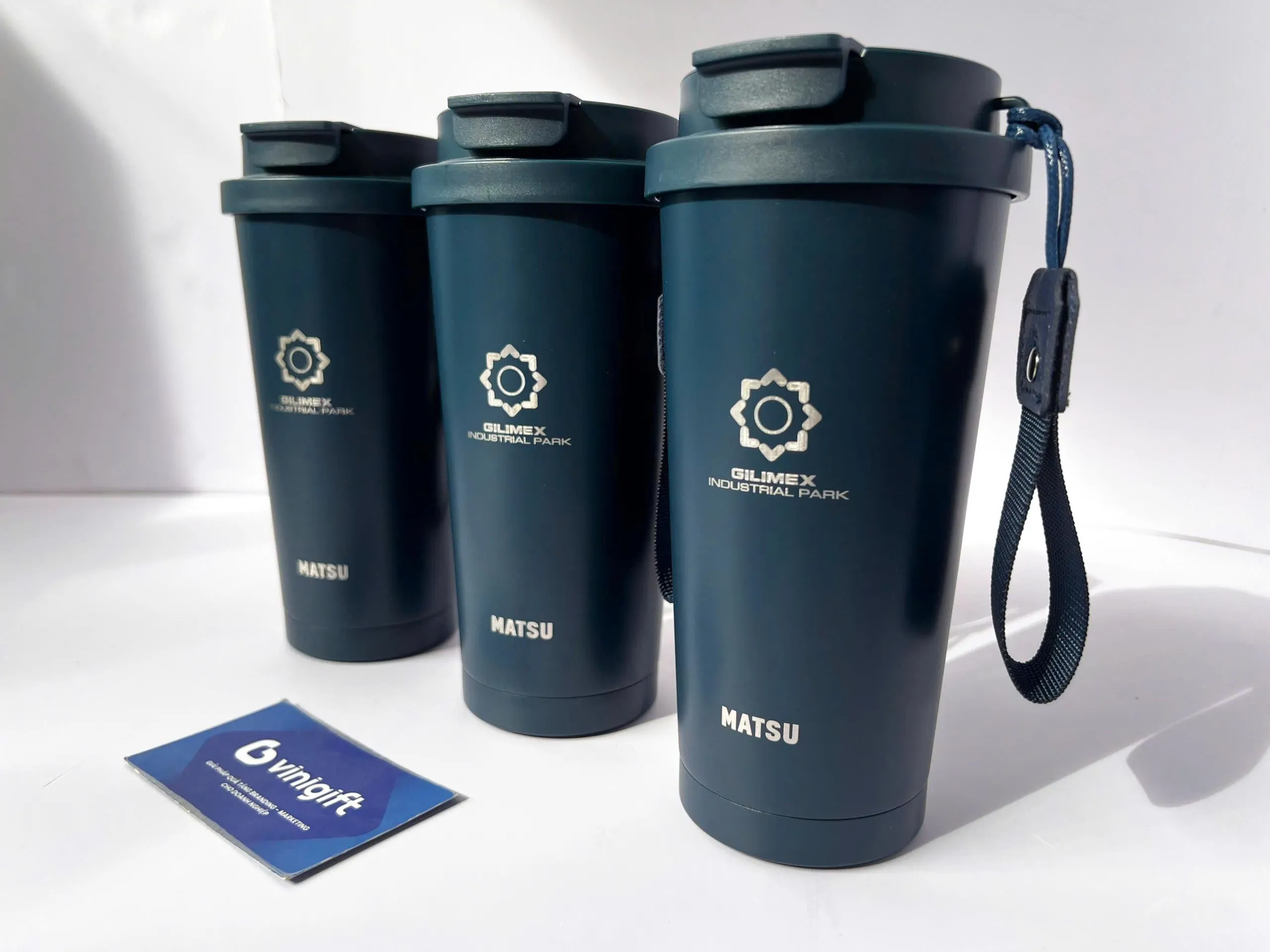 Organic Size: 2560x1920